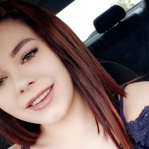 Meet your Posher, Savannah